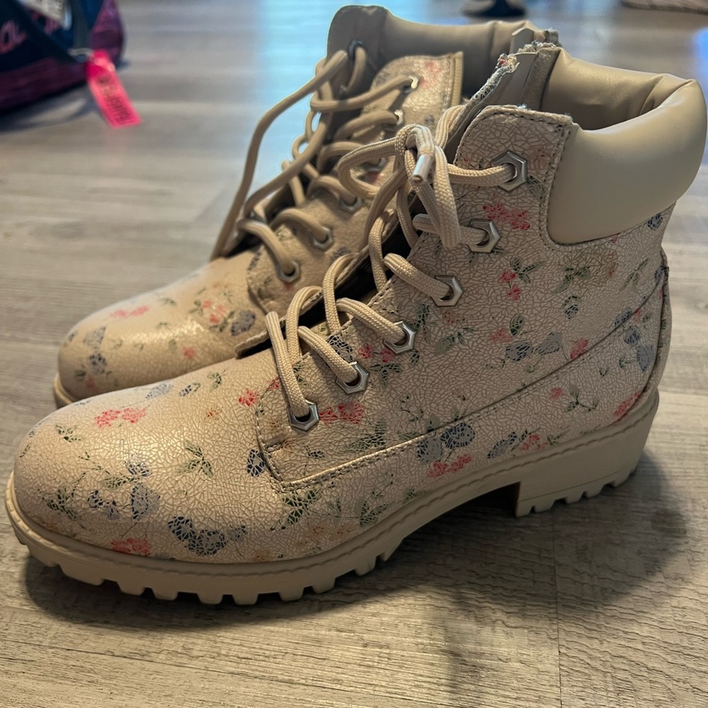 Steve Madden Ferris Boots